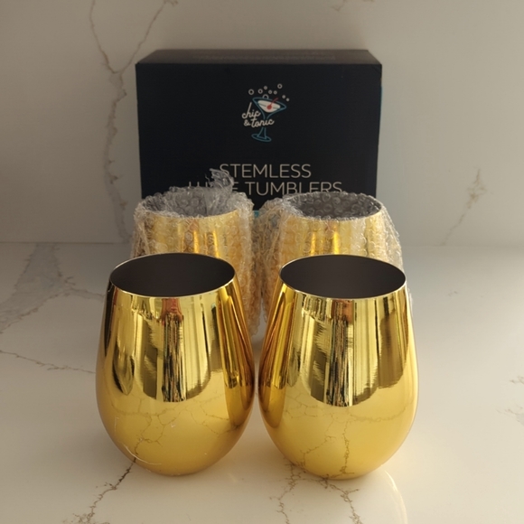 chic & Tonic Other - Chic & Tonic Stemless Wine Tumblers